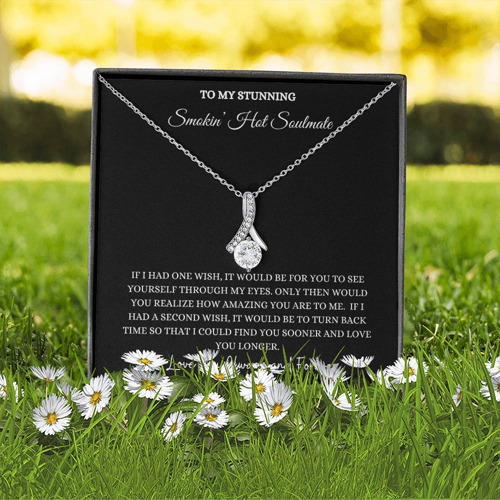 SOULMATE ALLURING BEAUTY NECKLACE