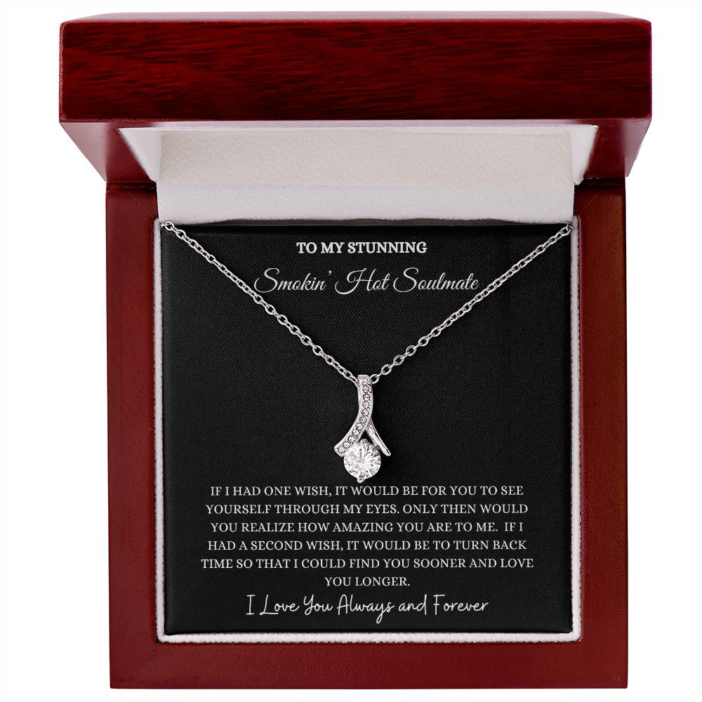SOULMATE ALLURING BEAUTY NECKLACE