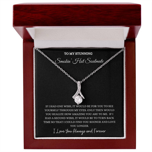 SOULMATE ALLURING BEAUTY NECKLACE